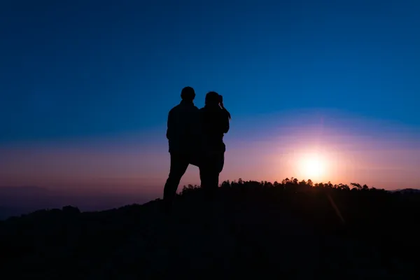 Amanecer sobre la sierra desde una peña del Parque Nacional El Chico