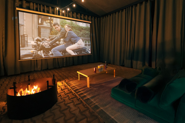 Cine Bajo las Estrellas